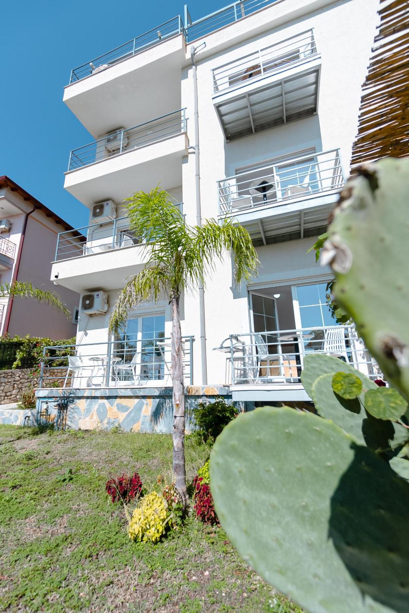 Kotarja Apartments Dhërmi Εξωτερικό φωτογραφία