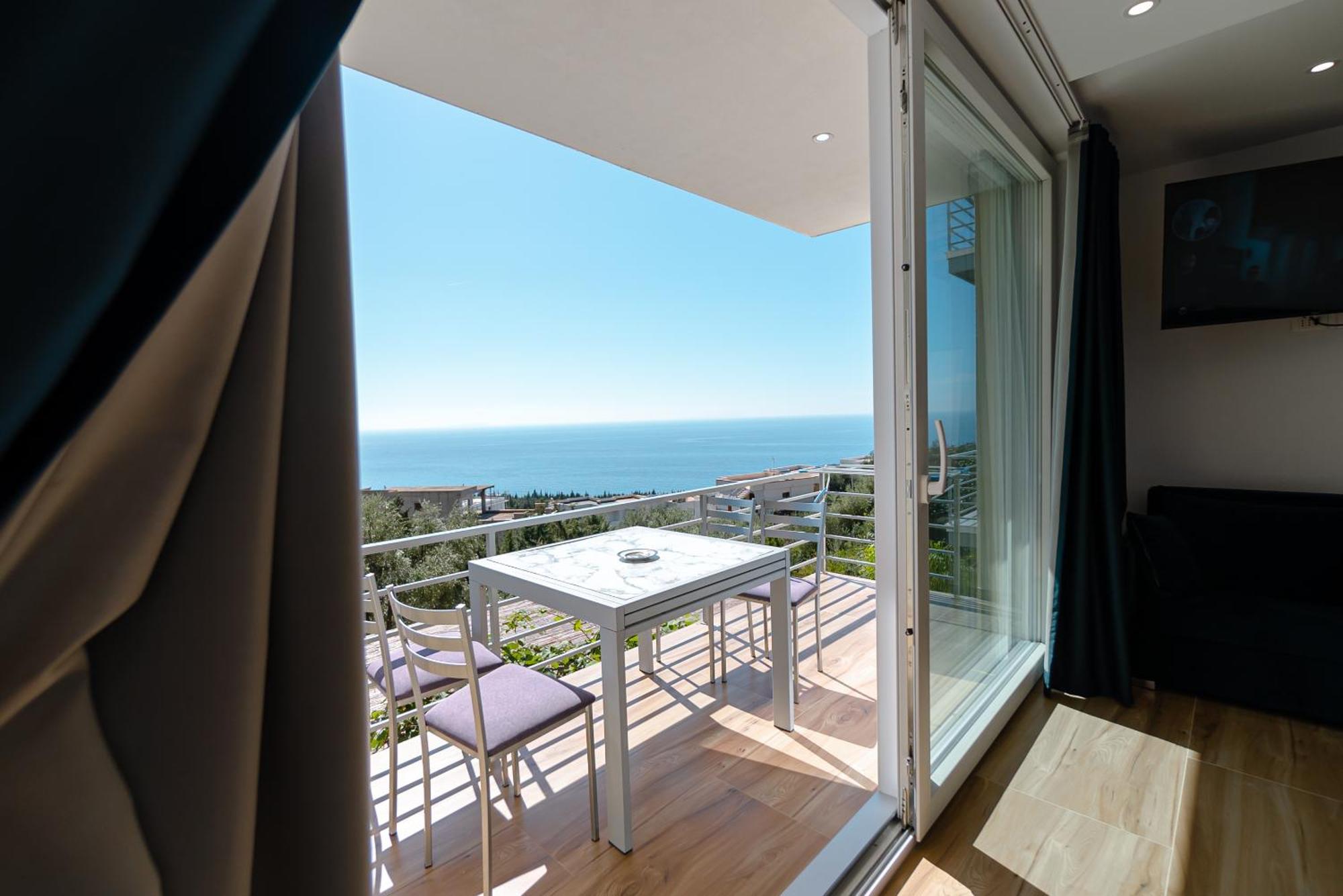 Kotarja Apartments Dhërmi Εξωτερικό φωτογραφία